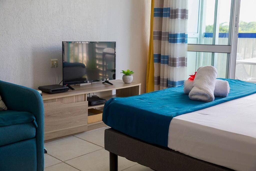 Le Calypso, Beachside Heaven Le Gosier  Bagian luar foto